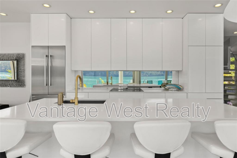 17300 Crystal Waters Rd - Photo 6 of 31
