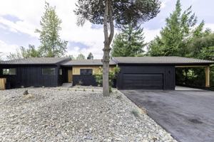 featured image of 2450 Park Hill Dr #A