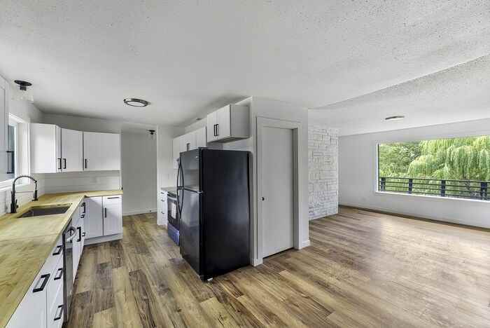 2450 Park Hill Dr #A - Photo 5 of 39