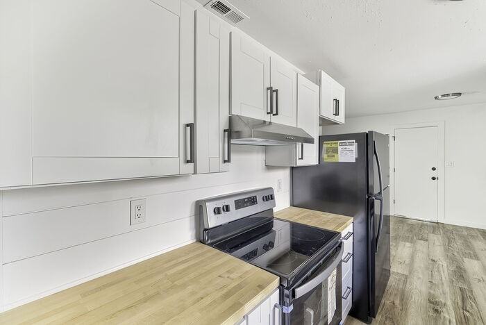 2450 Park Hill Dr #A - Photo 7 of 39