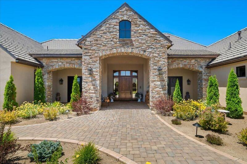 6645 De Chardin Ln - Photo 7 of 40