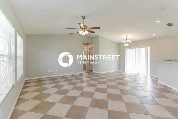 2423 Dongola St - Photo 3 of 16