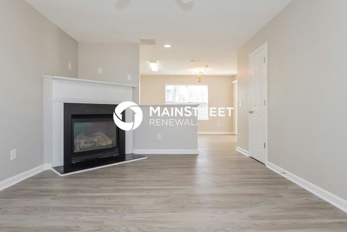 342 Coral Cir - Photo 2 of 16