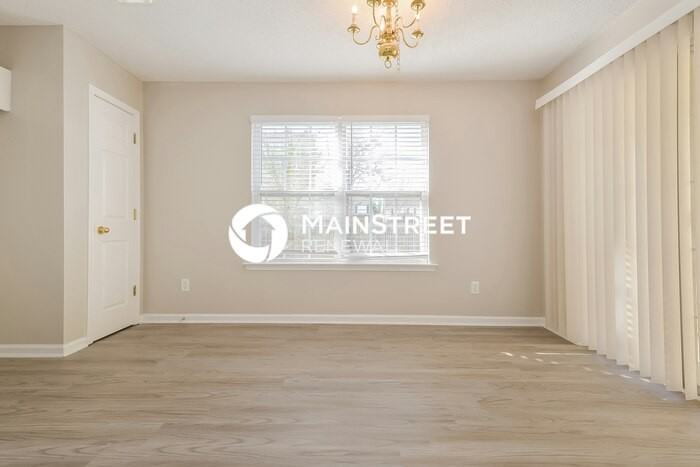 342 Coral Cir - Photo 3 of 16