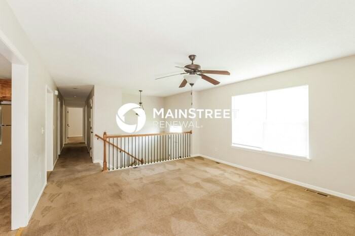 221 Golfview Dr - Photo 2 of 20