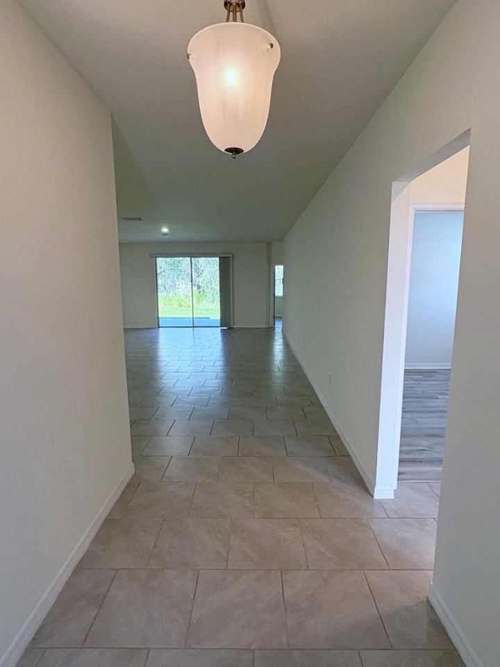 1530 Barberry Dr - Photo 6 of 20
