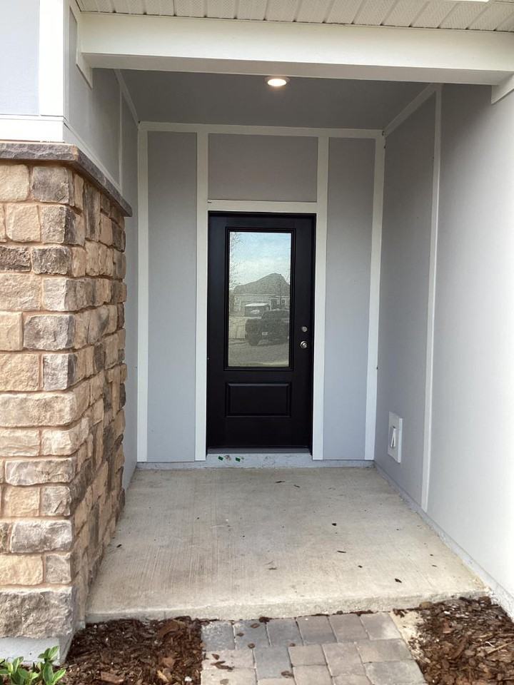 2716 Mercy Cir - Photo 4 of 20