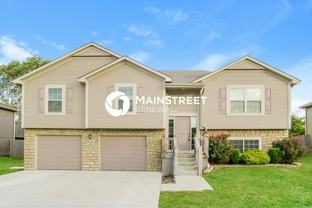 524 S Poplar St - Photo 1 of 1