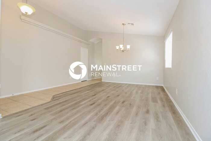 4409 N 123rd Dr - Photo 4 of 16