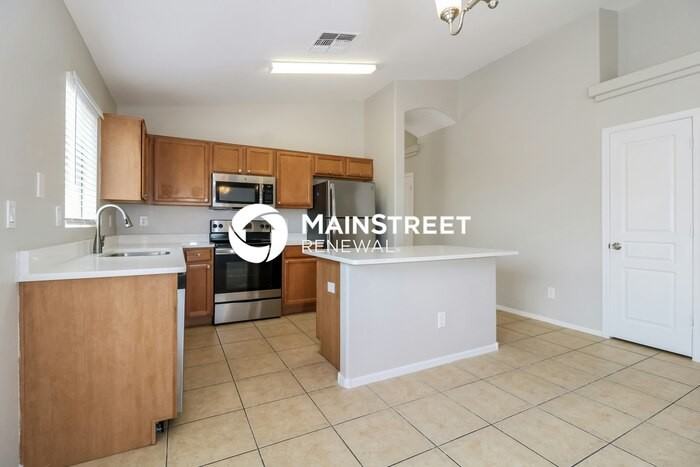 4409 N 123rd Dr - Photo 6 of 16