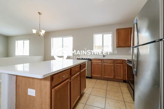 4409 N 123rd Dr - Photo 7 of 16
