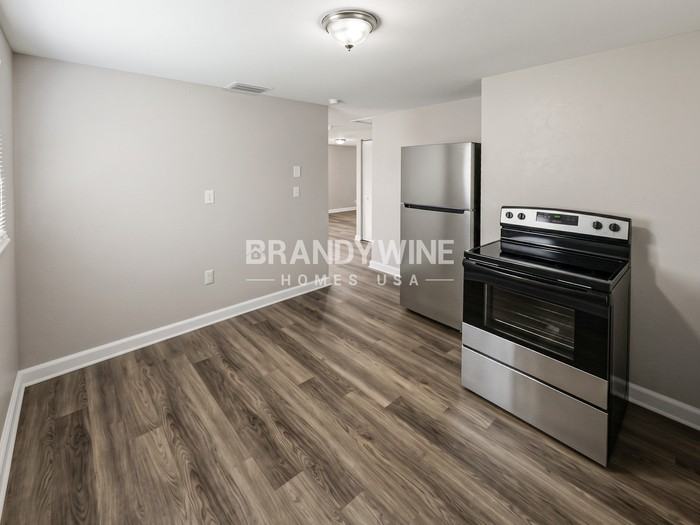 5702 E 30th Ave - Photo 7 of 22