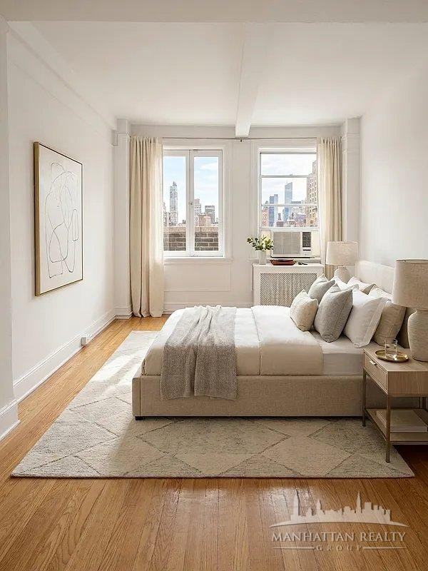 E 39th St #16 - Photo 2 of 4