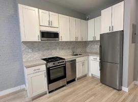 featured image of 165 E 90th St #4B