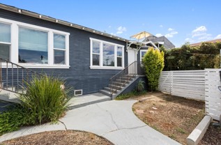 360 Parkman Ave - Photo 1 of 1