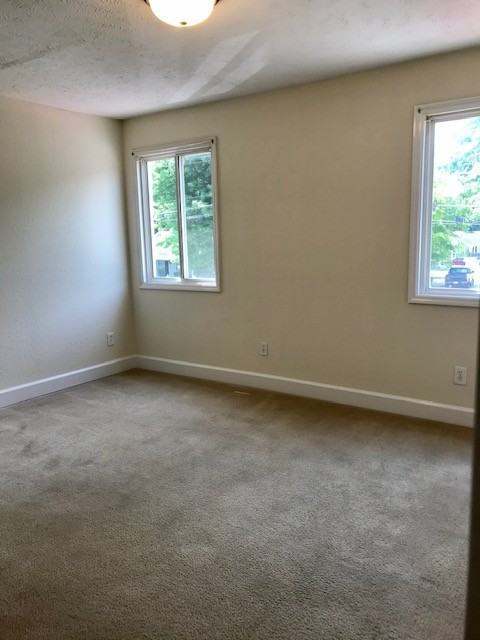 802 East Main Street #33 - Photo 5 of 7
