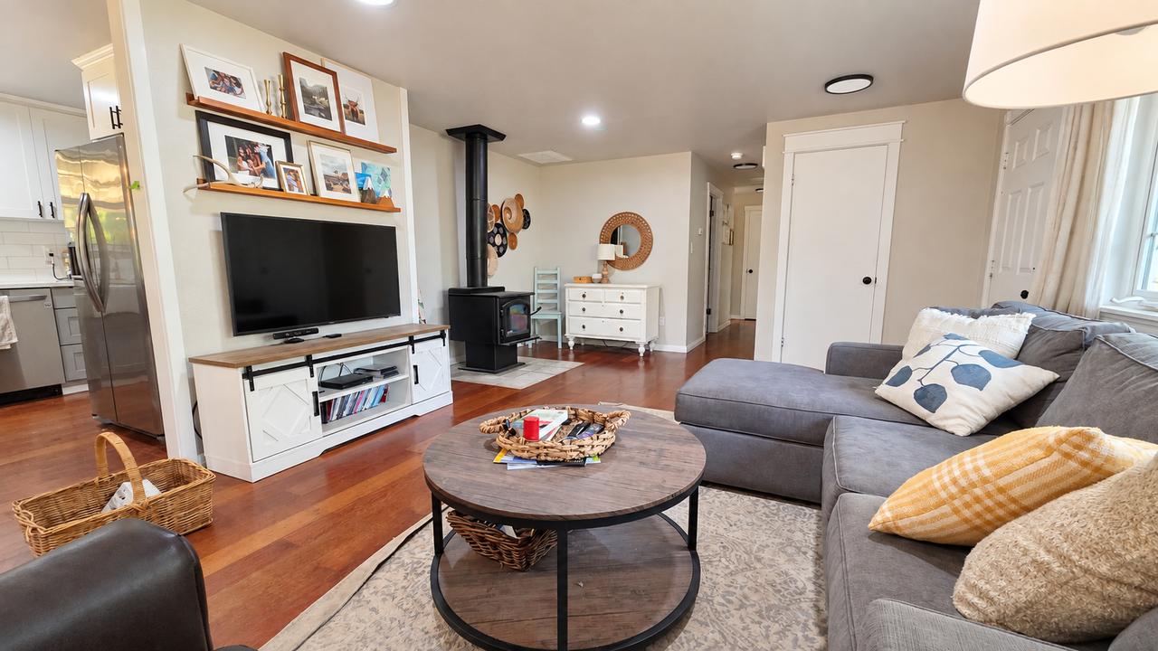 15806 171st Ave Se #1 - Photo 4 of 35