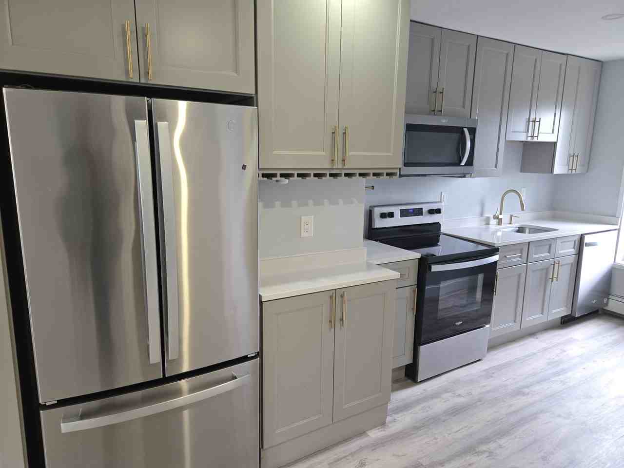 23 17th Avenue - 2Unit 2 #2 - Photo 2 of 11