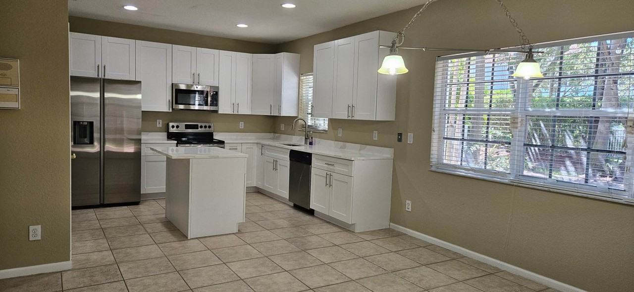 754 Northwest 126th Avenue - Photo 3 of 9