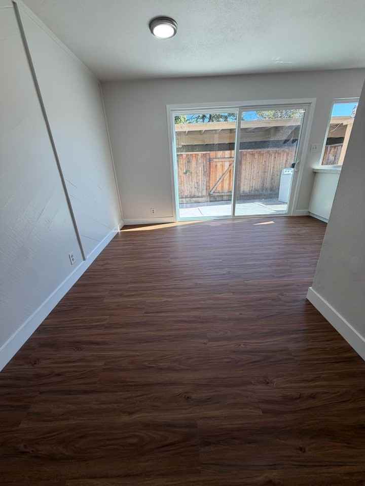 5460 Don Diego Ct - Photo 2 of 10