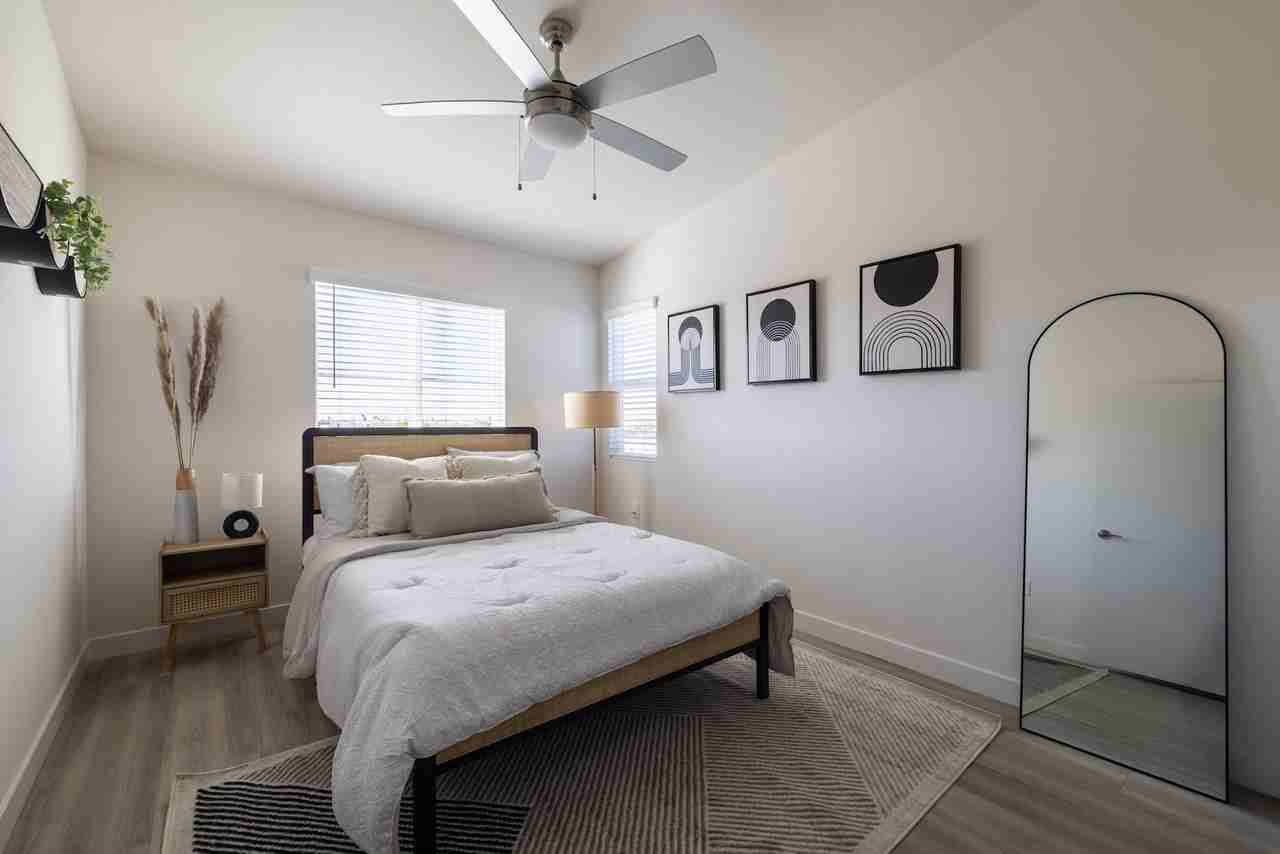 Patriot Square Apartments - Photo 3 of 15