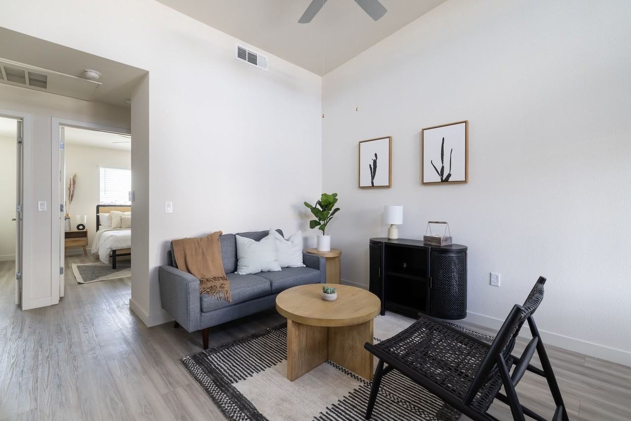 Patriot Square Apartments - Photo 5 of 15