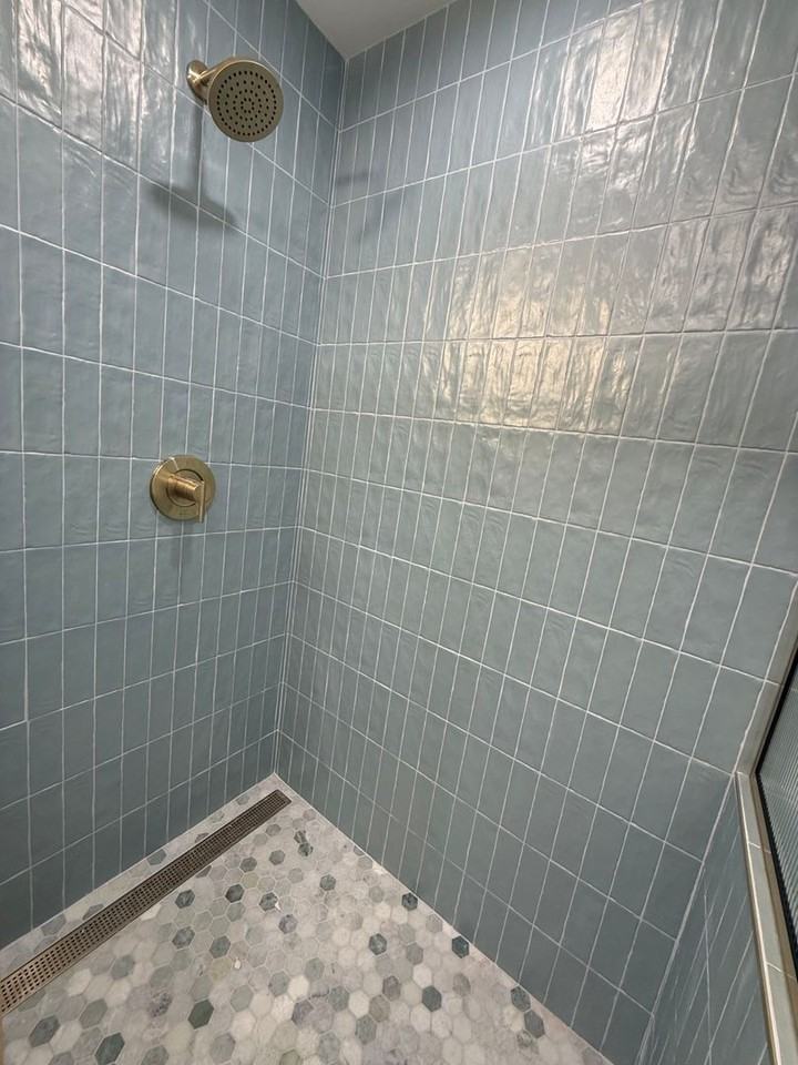 6251 Woodman Dr - Photo 5 of 10