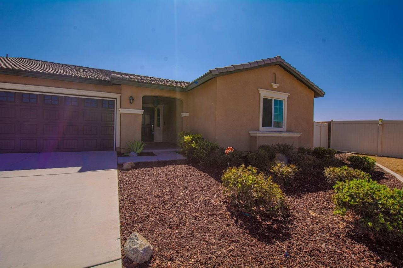 1717 Ranch View Ln - Photo 4 of 39