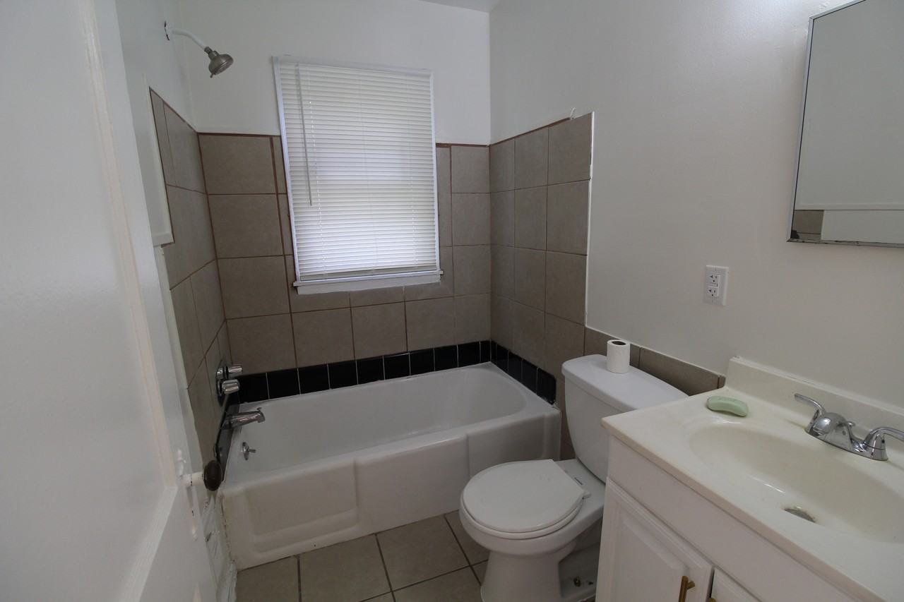 20421 Monte Vista St #1 - Photo 5 of 20