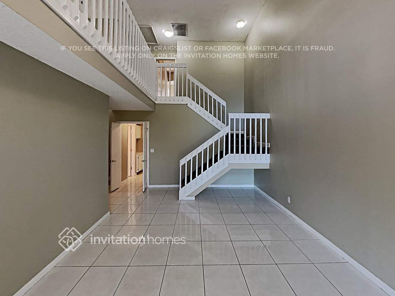 2065 Discovery Cir E - Photo 4 of 19