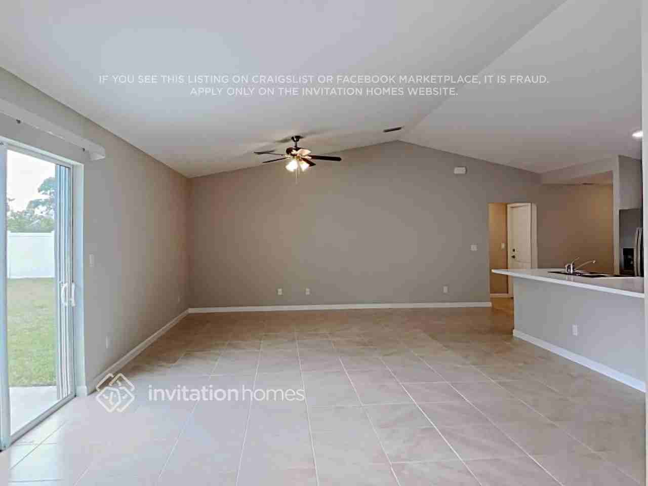 1838 Sw Del Rio Blvd - Photo 4 of 21