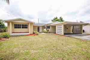 featured image of 200 Sw 65th Way