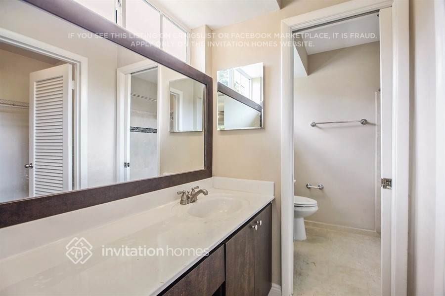 200 Sw 65th Way - Photo 6 of 9
