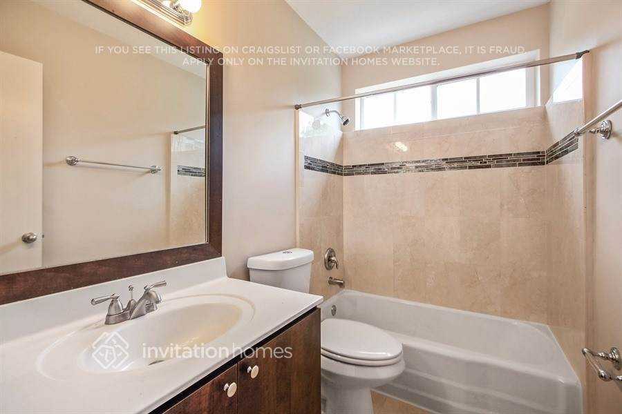 200 Sw 65th Way - Photo 7 of 9