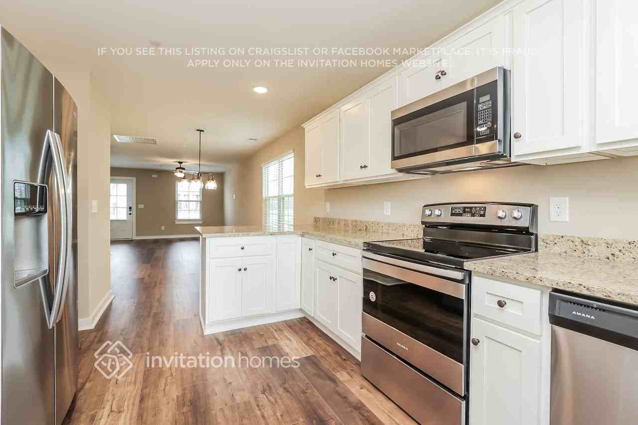 200 Emmett Dr - Photo 7 of 16
