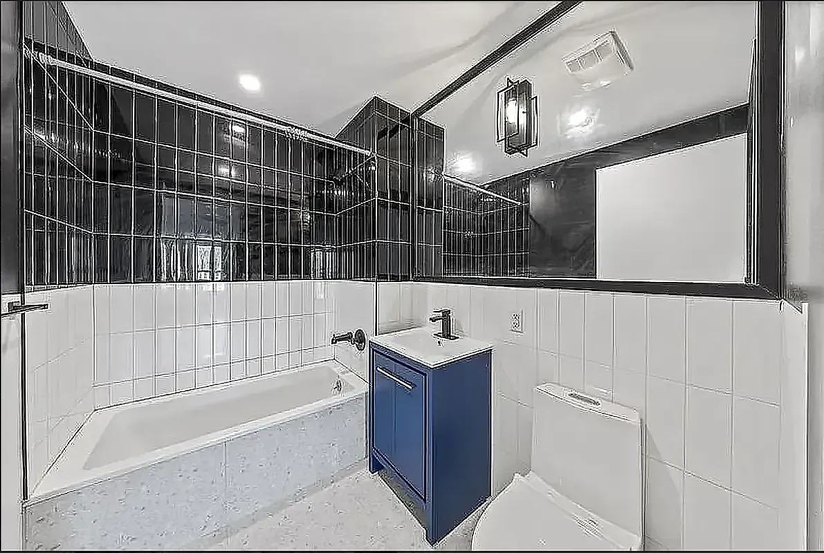 1042 President Street #2 - Photo 2 of 3