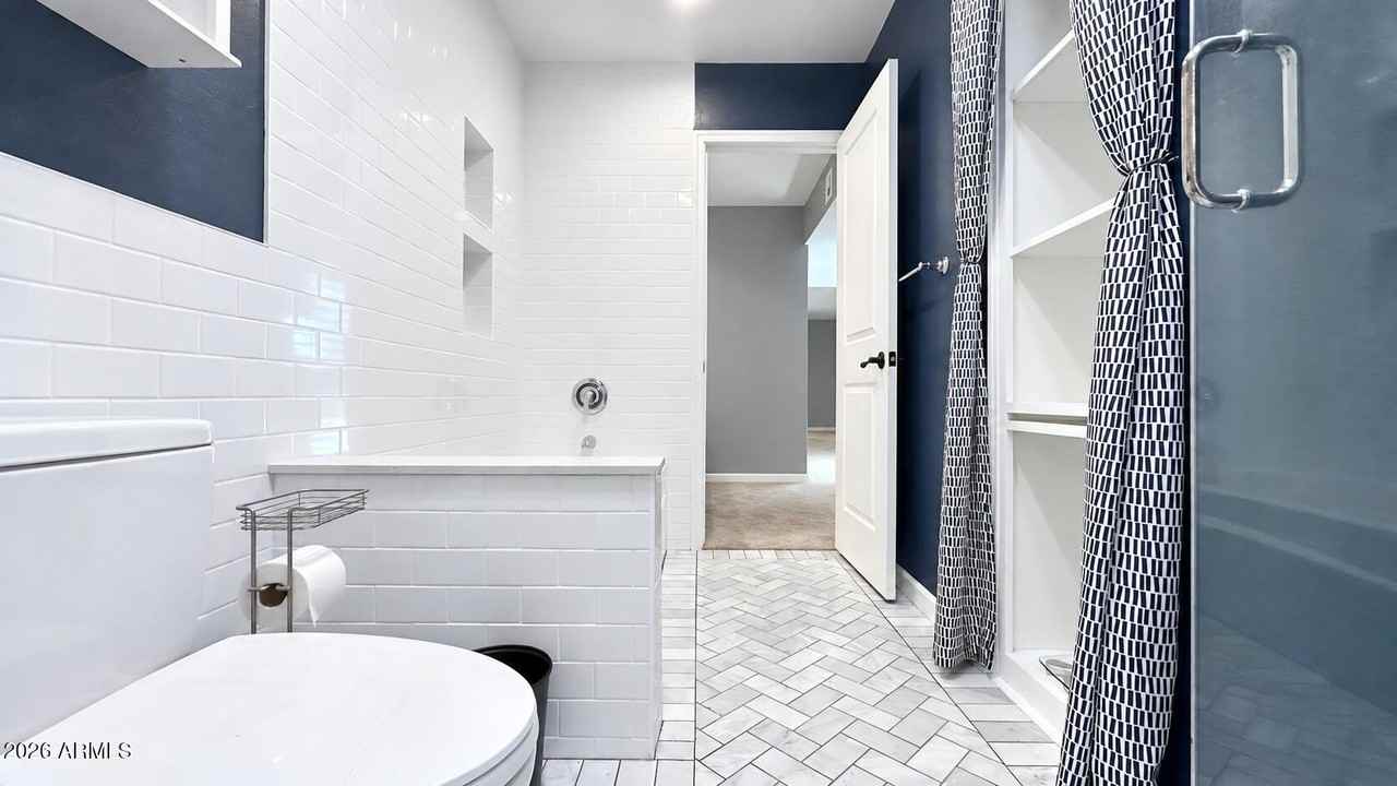 6846 N 72nd Pl - Photo 7 of 24