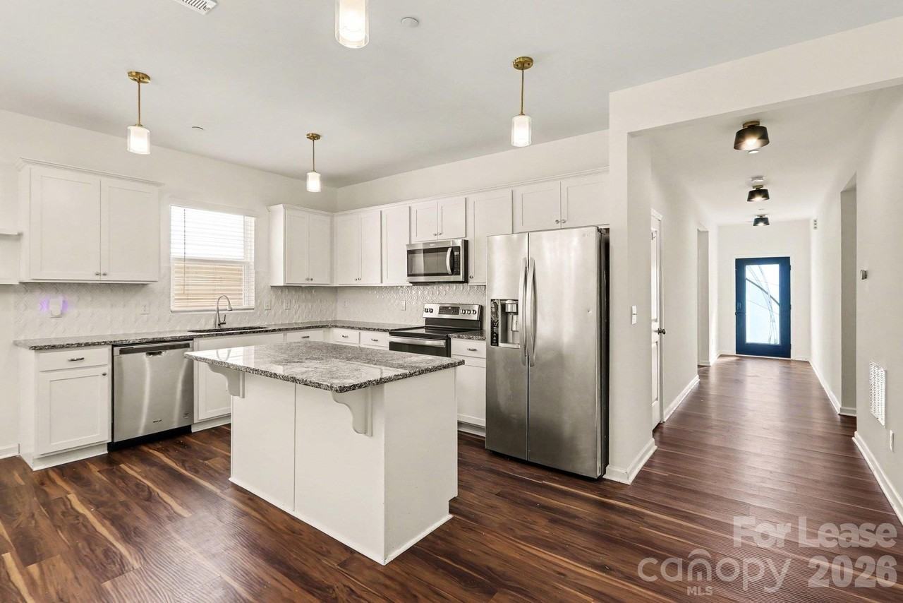 1235 Nesters Store Pl Sw - Photo 3 of 15