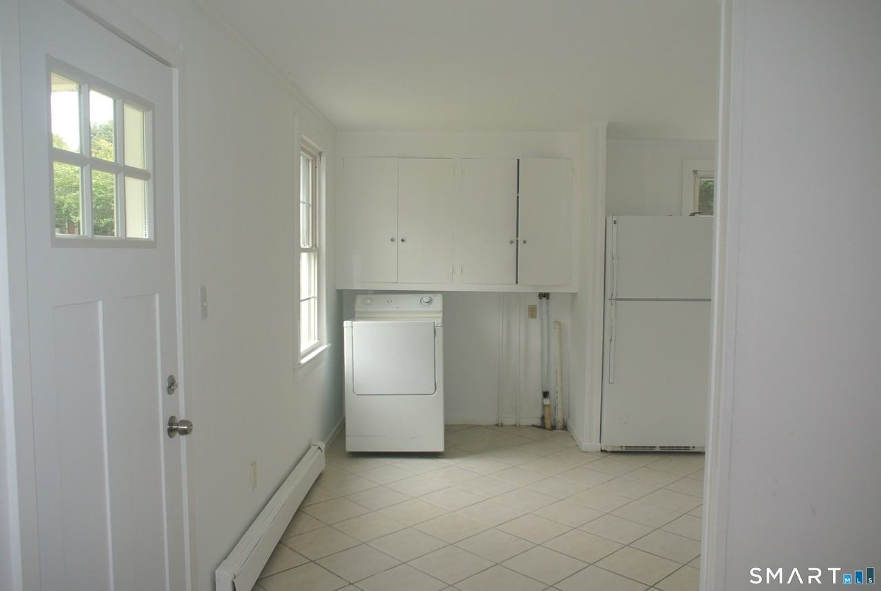 28 Garden Dr #28 - Photo 3 of 20