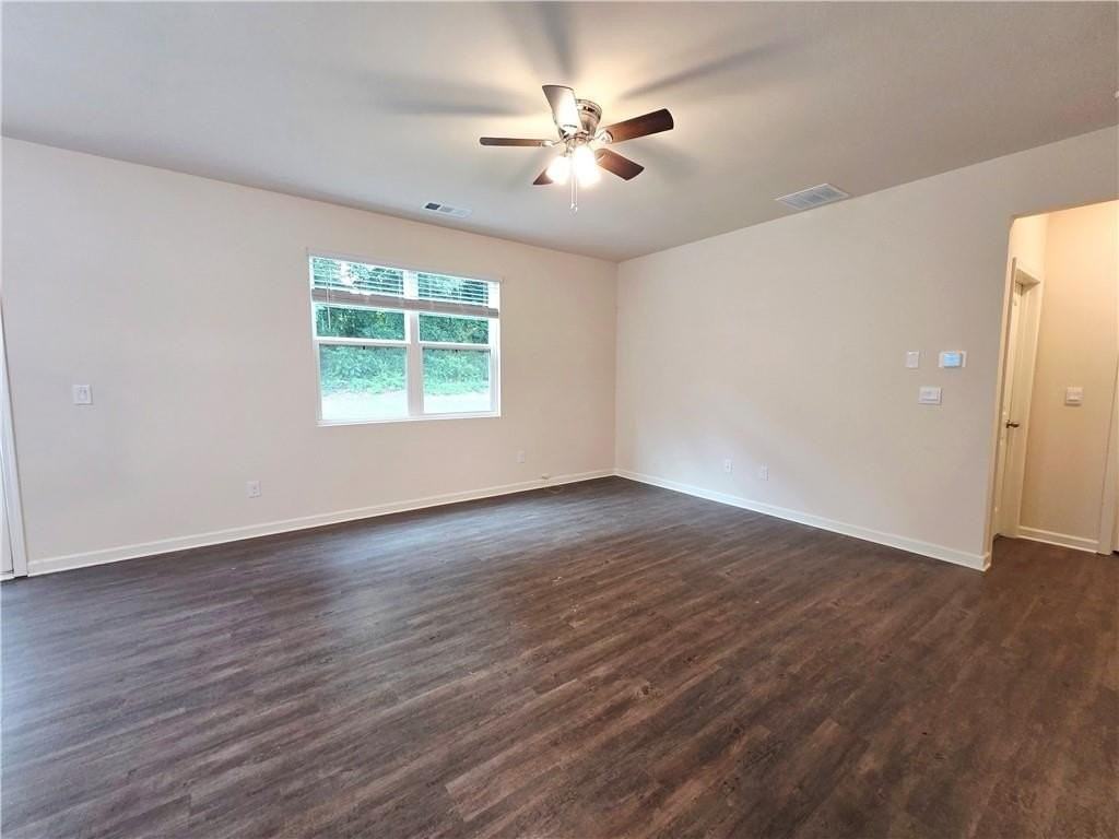 274 Walnut Grove Way - Photo 3 of 7