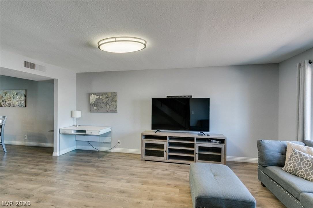 3770 Avila St - Photo 3 of 38