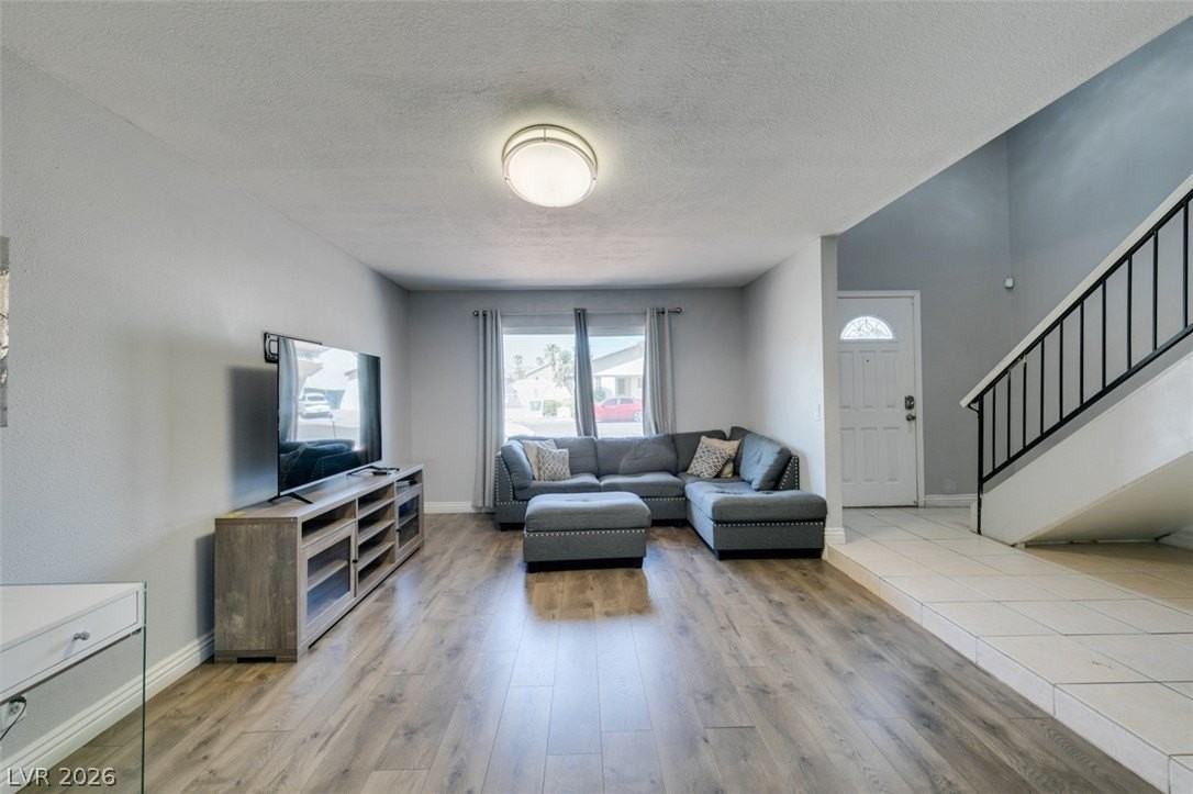3770 Avila St - Photo 6 of 38