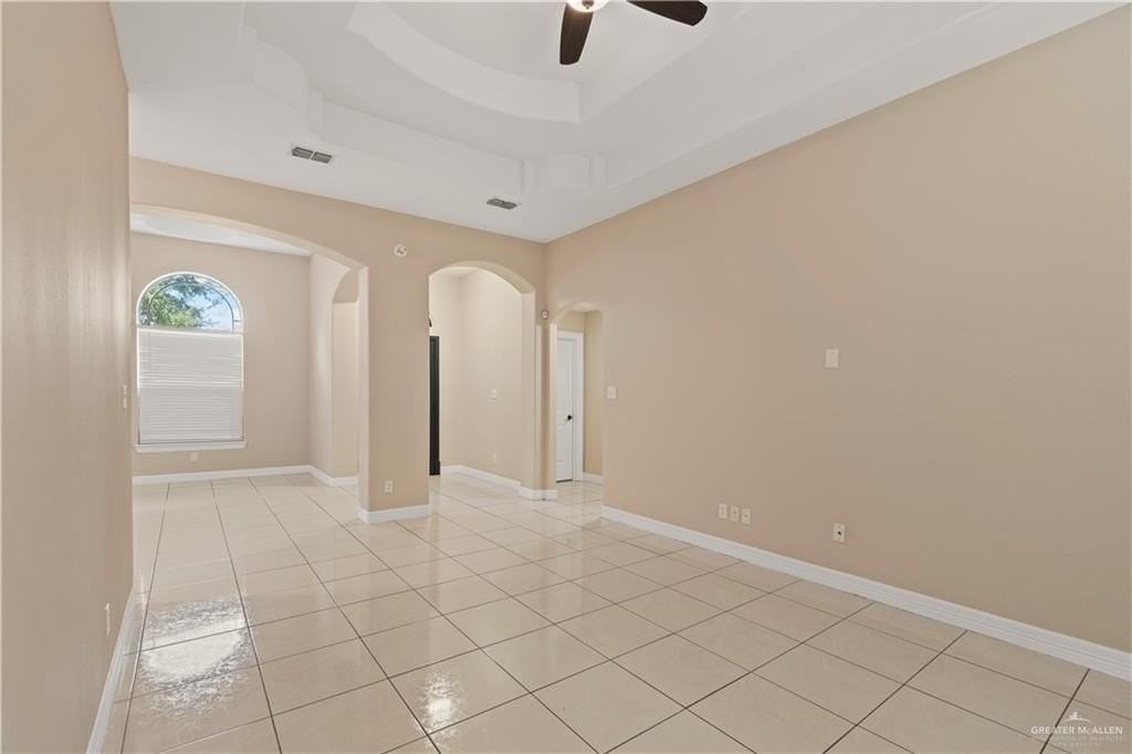 4017 San Angelo - Photo 7 of 26