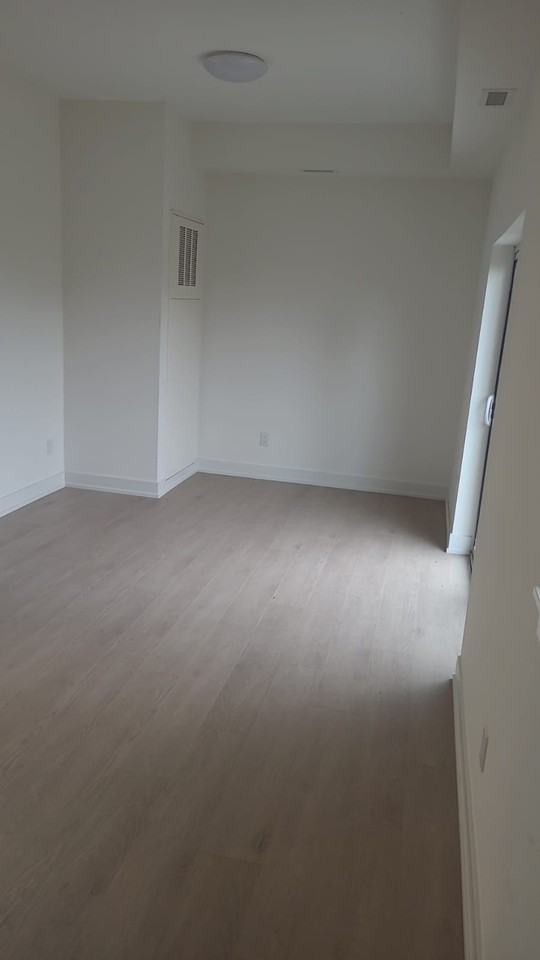 48 Wellington Street #205 - Photo 7 of 9