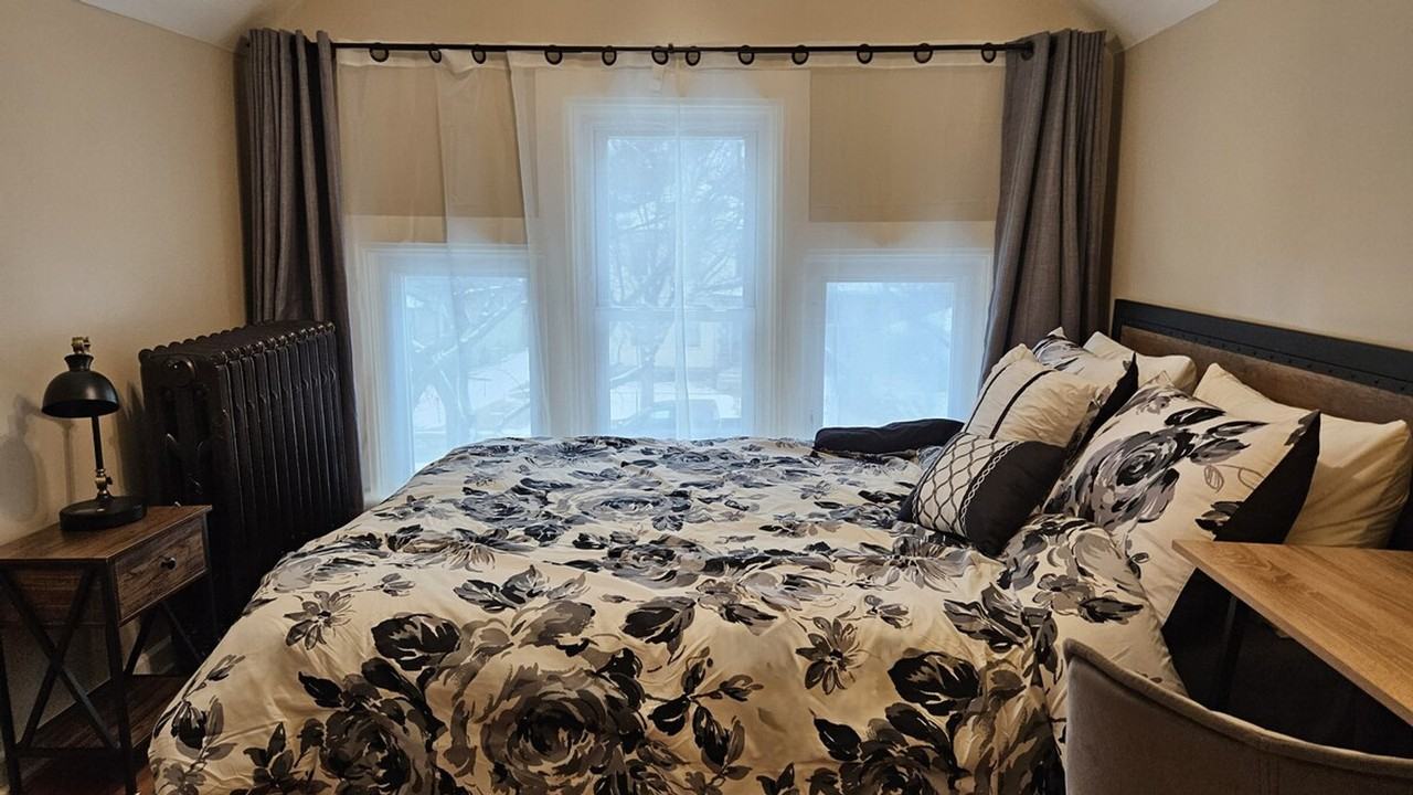 2227 Fillmore St Ne #1635306P - Photo 7 of 50