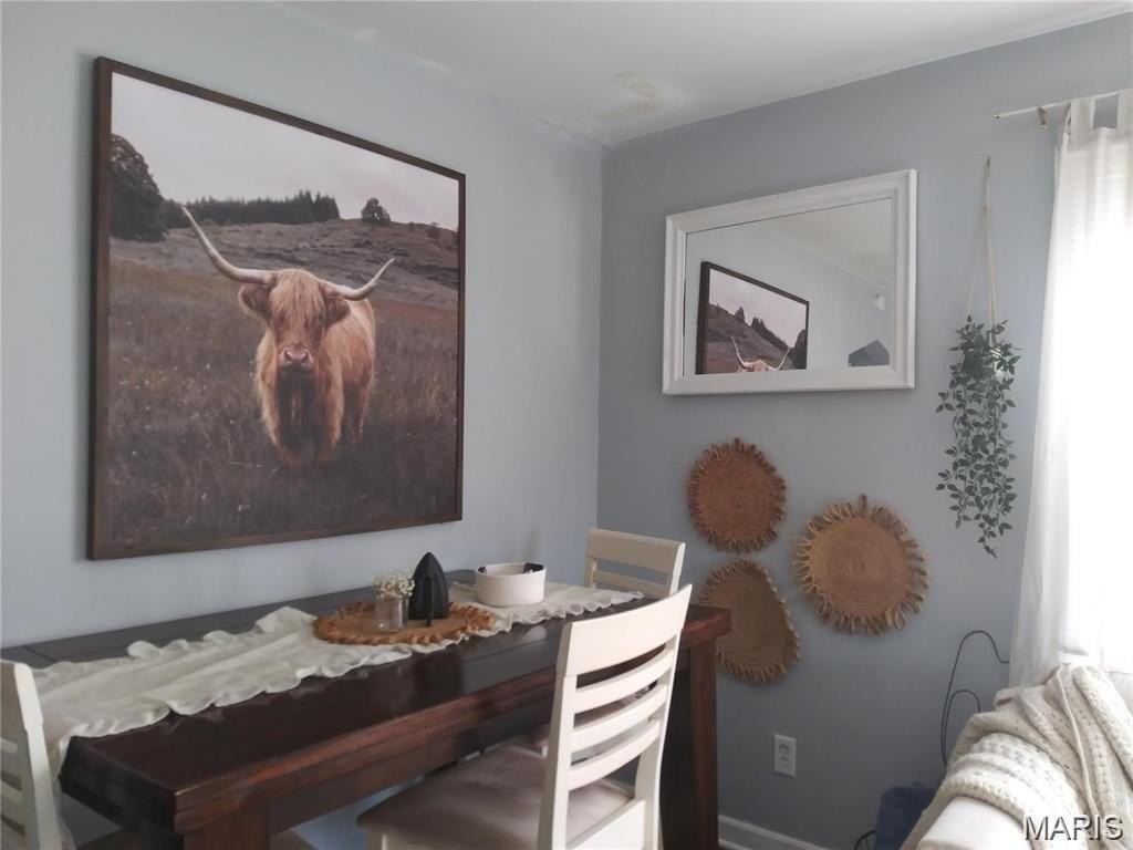 142 Monica Dr - Photo 5 of 11