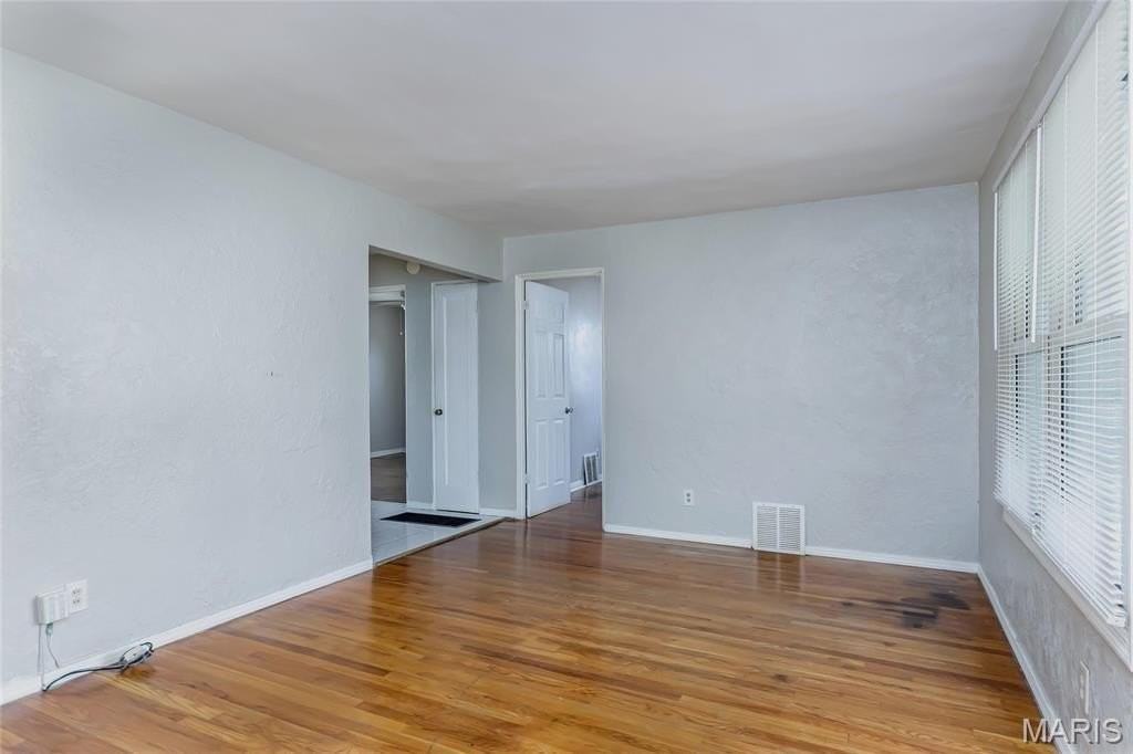3619 Steins St - Photo 3 of 21