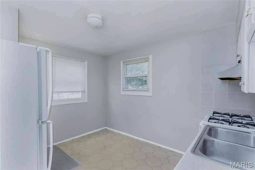 3619 Steins St - Photo 6 of 21