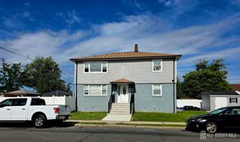 featured image of 71 Lowell St