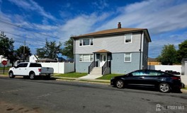 71 Lowell St - Photo 1 of 1